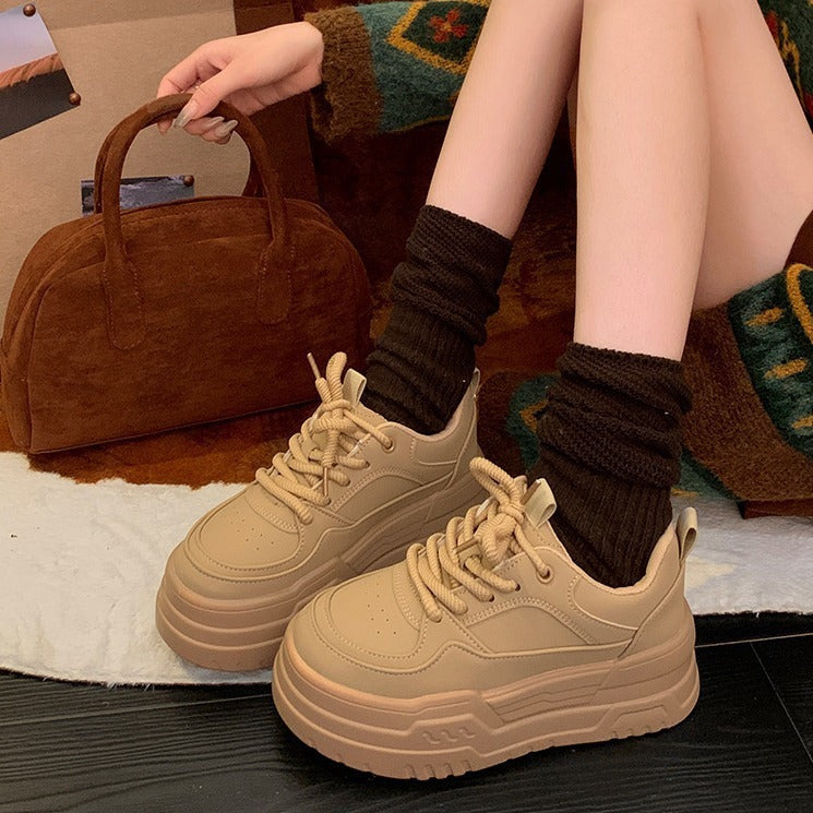 Elevé Platform Sneakers – Lightweight Lift in White