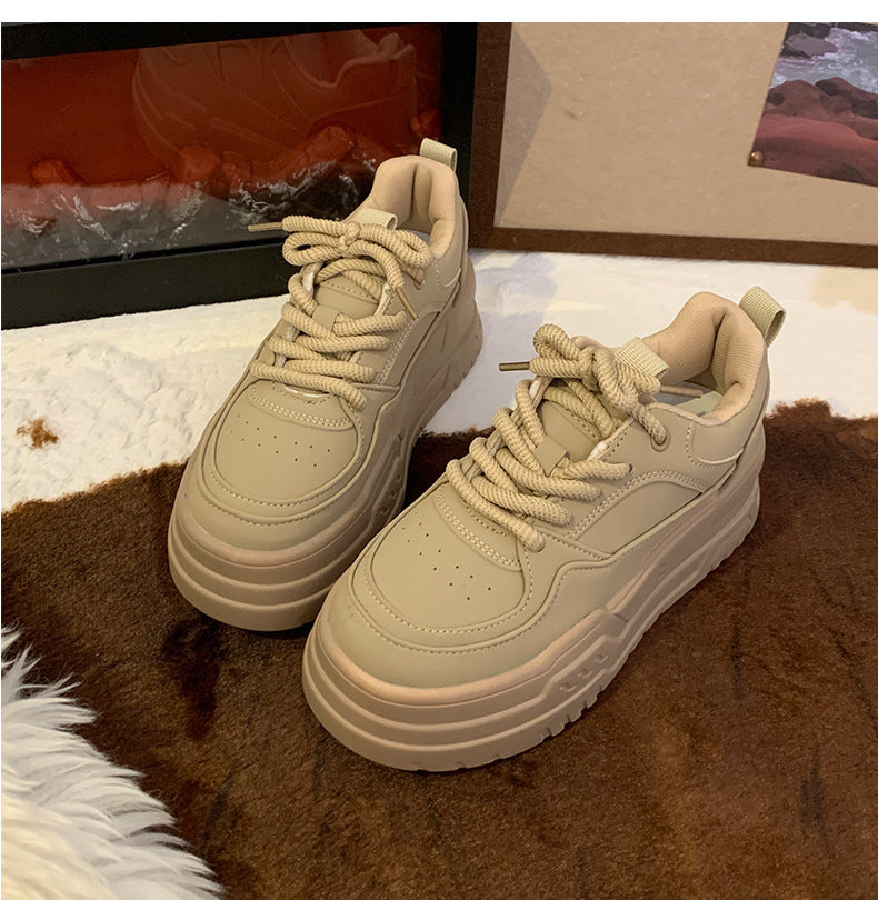 Elevé Platform Sneakers – Lightweight Lift in White